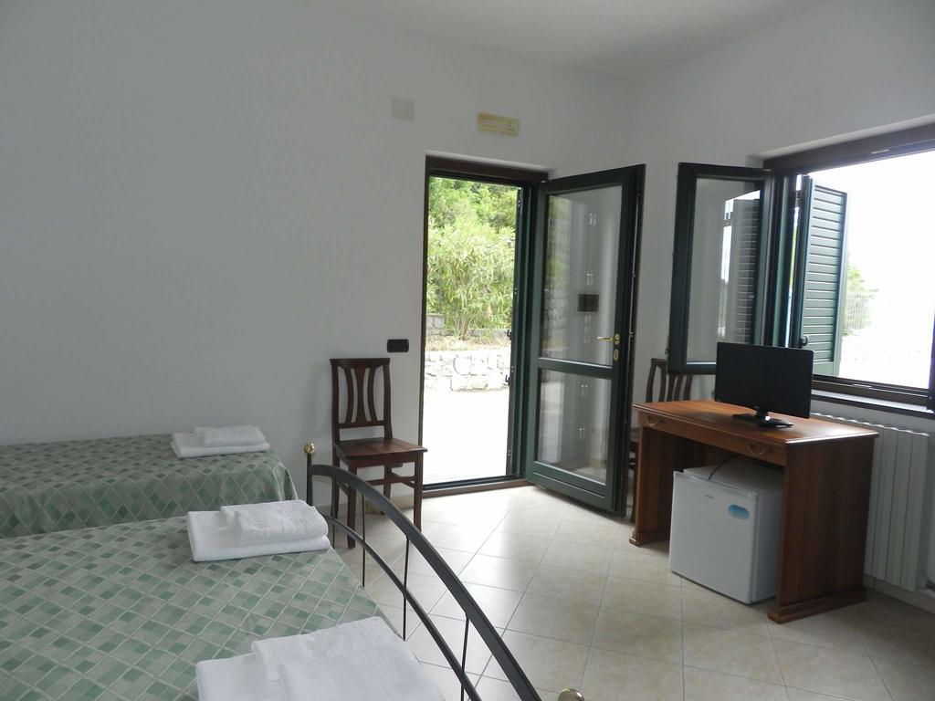 Bel Tempio Guest House San Giovanni a Piro Ngoại thất bức ảnh
